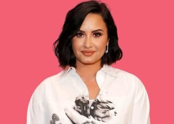 Little Facts To Know More About Demi Lovato On Her 29th Birthday