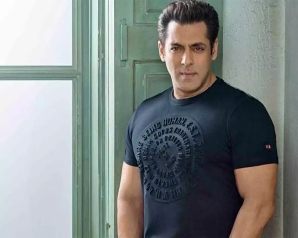Salman Khan was bitten by a non-venomous snake at his Panvel farmhouse and was released after receiving anti-venom treatment.