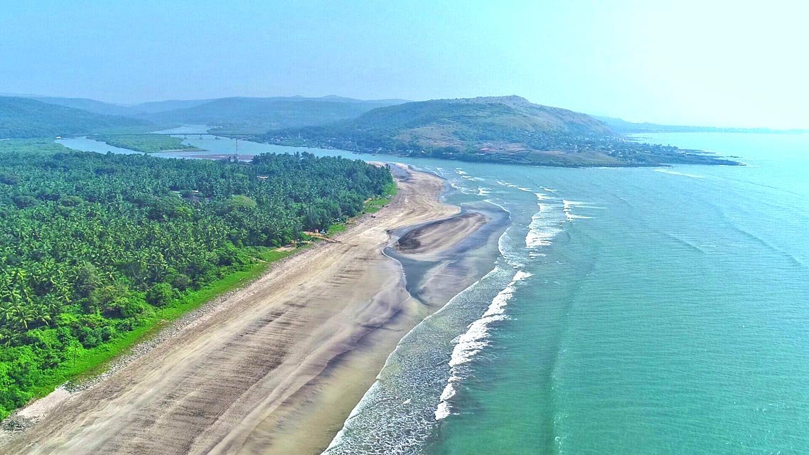 List of Some Unexplored hidden Beaches In Ratnagiri Maharashtra That Will Make You Feel Like You Are Not In India